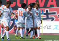 前半終了間際に先制点を決めた近藤 貴司（愛媛）【明治安田Ｊ２ 第14節 岡山vs愛媛】