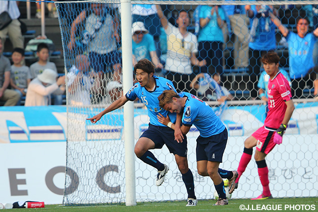 87分に均衡を破った市村 篤司（横浜FC）【明治安田Ｊ２ 第14節 横浜FCvsＣ大阪】
