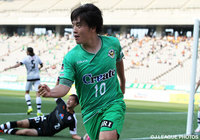 前半アディショナルタイムに逆転ゴールを決めた高木 善朗（東京Ｖ）【明治安田Ｊ２ 第14節 東京Ｖvs清水】