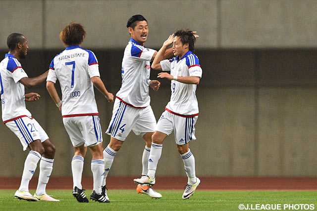 ゴール前の混戦から粘り強く同点ゴールを決めた仲川 輝人（横浜FM19）【ＹＮＣ GS 第6節 新潟vs横浜FM】