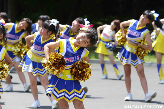 SCチアーズスクール生の子供たちがトッキーダンスを披露！【明治安田Ｊ３ 第11節 栃木vsＣ大23】