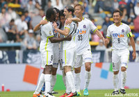 アウェイで4発快勝の広島、3試合ぶりの白星【明治安田Ｊ１ 1st 第14節 福岡vs広島】