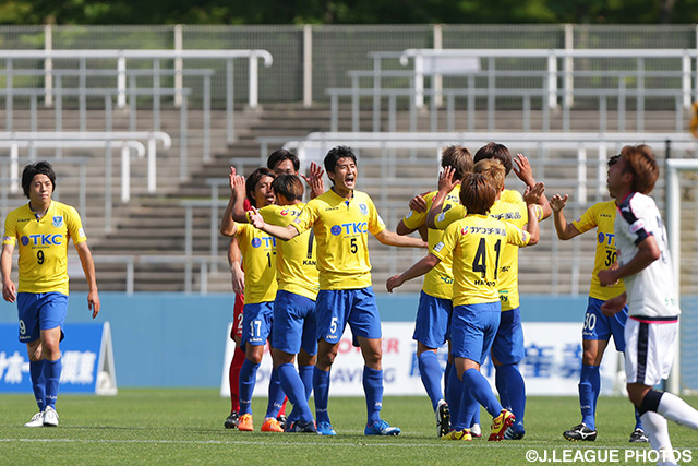 2試合連続の1-0で今季初の連勝を飾った栃木【明治安田Ｊ３ 第11節 栃木vsＣ大23】