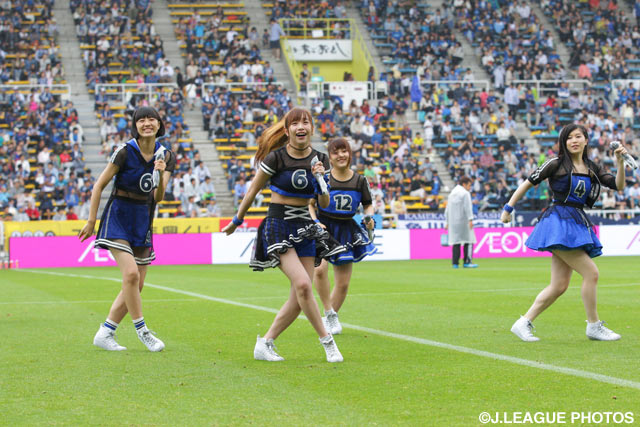 ダンス＆ボーカルユニット「GALETTe」がパワフルなパフォーマンスを披露【明治安田Ｊ１ 1st 第14節 福岡vs広島】