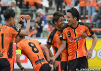 2ゴールで勝利に貢献した岸田 和人（山口）【明治安田Ｊ２ 第16節 山口vs東京Ｖ】