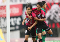 GKの逆を突いてPKを決め、決勝点を挙げた矢島 慎也（岡山）【明治安田Ｊ２ 第16節 岡山vs熊本】