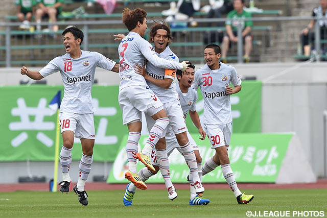 3分にキャプテン、髙杉 亮太の今季初得点で早々と先制した長崎【明治安田Ｊ２ 第16節 岐阜vs長崎】