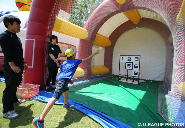 ストラックアウトに挑戦する少年 完全制覇なるか!?【明治安田Ｊ２ 第16節 山形vs横浜FC】