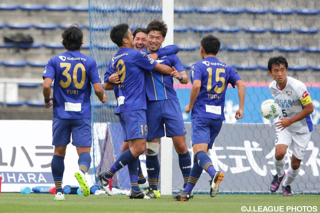 自ら得たPKを決め、2試合連続で決勝点を挙げた鈴木 孝司（町田）【明治安田Ｊ２ 第16節 町田vs徳島】