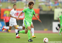 決定的なシュートを放った奈良輪 雄太（湘南）【ＹＮＣ GS 第7節 湘南vs神戸】