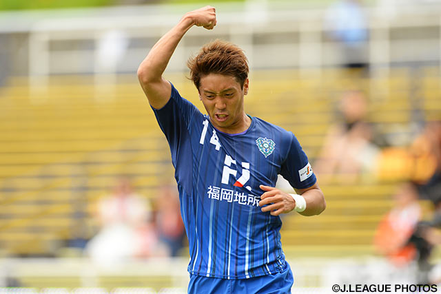 3試合連続得点となる電光石火の逆転弾を決めた平井 将生（福岡）【ＹＮＣ GS 第7節 福岡vs新潟】