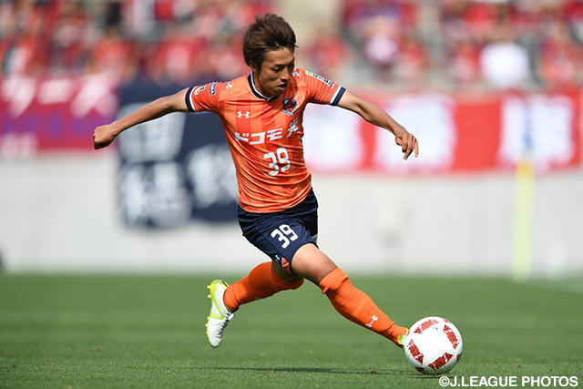 鮮やかなドリブル突破から決勝点を演出した泉澤 仁（大宮）【ＹＮＣ GS 第7節 大宮vs鹿島】