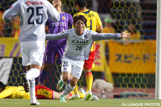 瀬川 祐輔のゴールで幸先よく先制した群馬【明治安田Ｊ２ 第17節 北九州vs群馬】