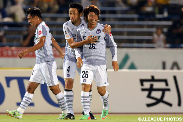 瀬川 祐輔のハットトリックで群馬が4試合ぶりの白星【明治安田Ｊ２ 第17節 北九州vs群馬】