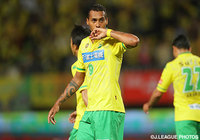 2ゴールを決める活躍でチームを勝利に導いたエウトン（千葉）【明治安田Ｊ２ 第17節 千葉vs山形】