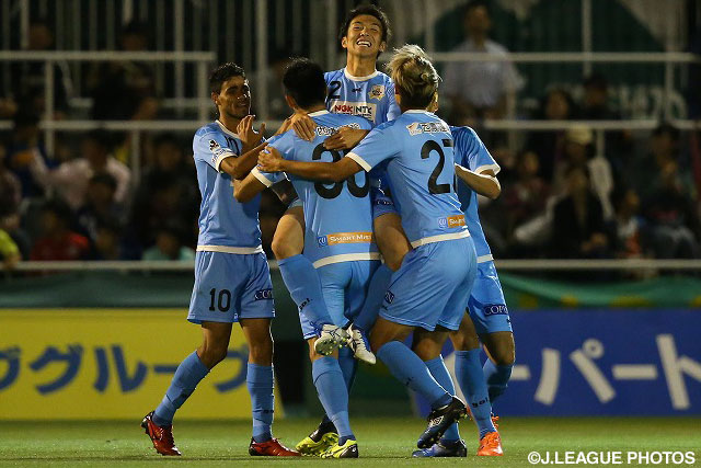 クロスに合わせ、今季2点目となる同点ゴールを決めた阿部 正紀（岐阜）【明治安田Ｊ２ 第17節 東京Ｖvs岐阜】