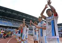 初のステージ優勝に向けて大きな勝利を挙げた川崎Ｆの面々が、サポーターに感謝の挨拶【明治安田Ｊ１ 1st 第15節 横浜FMvs川崎Ｆ】