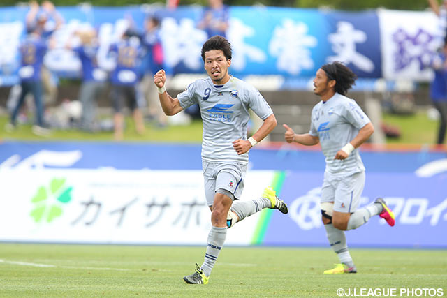 先制点に加え、土壇場で起死回生の同点弾を決めた鈴木 孝司（町田）【明治安田Ｊ２ 第18節 水戸vs町田】