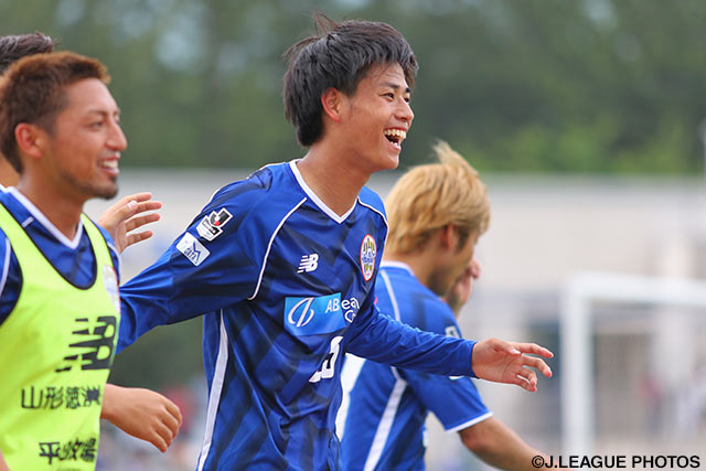 汰木 康也の勝越し点で3試合ぶりの勝点3を獲得した山形【明治安田Ｊ２ 第18節 山形vs讃岐】