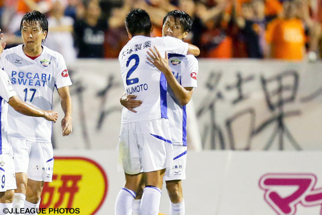 先制ヘッドで2試合連続得点の佐藤 晃大（徳島）【明治安田Ｊ２ 第18節 愛媛vs徳島】