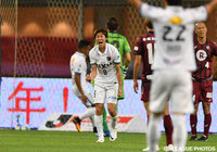 前半終了間際に同点弾を決めた土居 聖真（鹿島）【明治安田Ｊ１ 1st 第16節 神戸vs鹿島】