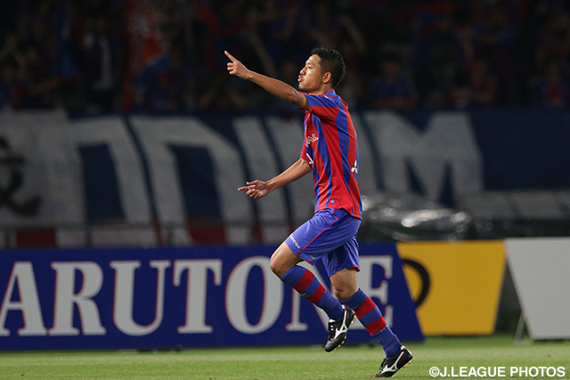 先発起用に応える同点ゴールを決めた平山 相太（FC東京）【明治安田Ｊ１ 1st 第16節 FC東京vs新潟】