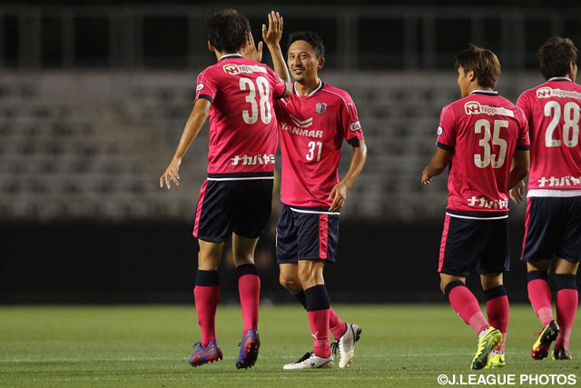 今季初ゴールを決め、Ｊ３最年長得点記録を更新した橋本 英郎（Ｃ大23）【明治安田Ｊ３ 第13節 Ｃ大23vsＦ東23】