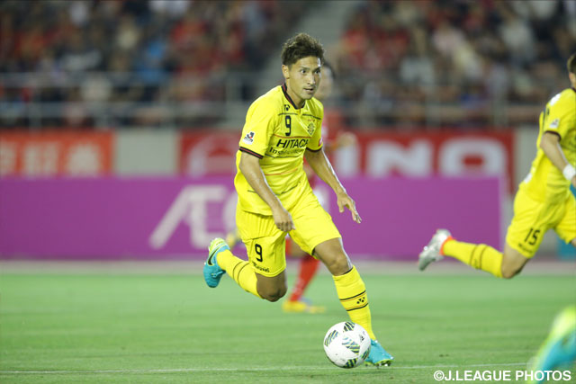 強烈なシュートでゴールを脅かした田中 順也（柏）【明治安田Ｊ１ 1st 第16節 名古屋vs柏】