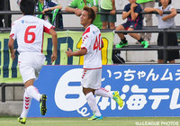 樋口 寛規の2試合連続得点で3点差とした福島【明治安田Ｊ３ 第13節 鳥取vs福島】