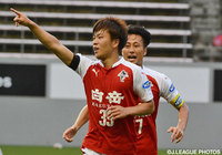 今季初得点でリードを2点に広げた嶋田 慎太郎（熊本）【明治安田Ｊ２ 第19節 熊本vs讃岐】