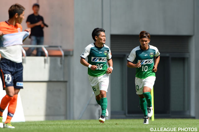 深井 正樹（#36）の今季3点目で1点差に追い上げた相模原【明治安田Ｊ３ 第14節 長野vs相模原】