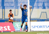 ホーム4連勝に導く決勝ヘッドを決めたキム ドンウク（大分）【明治安田Ｊ３ 第14節 大分vs秋田】