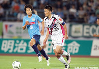 ディフェンスラインを統率し、無失点勝利に貢献した岩政 大樹（岡山）【明治安田Ｊ２ 第20節 讃岐vs岡山】