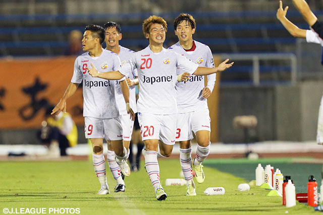 Ｊリーグ初得点が値千金の決勝点となった中村 慶太（長崎）【明治安田Ｊ２ 第20節 愛媛vs長崎】
