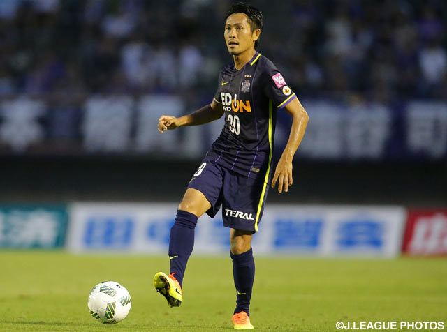 前半に2ゴールをマークした柴﨑 晃誠（広島）【明治安田Ｊ１ 2nd 第1節 広島vs磐田】