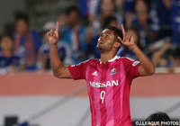 ポストの跳ね返りを詰め、今季2ゴール目を挙げたカイケ（横浜FM）【明治安田Ｊ１ 2nd 第1節 湘南vs横浜FM】