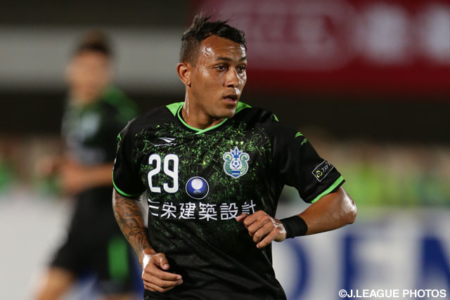 途中出場でJリーグデビューを果たしたウェズレー（湘南）【明治安田Ｊ１ 2nd 第1節 湘南vs横浜FM】