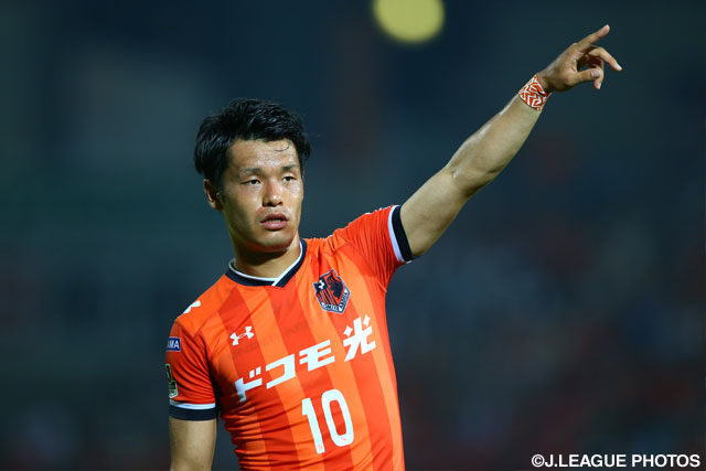 攻撃のタクトを振った岩上 祐三（大宮）【明治安田Ｊ１ 2nd 第1節 大宮vs名古屋】