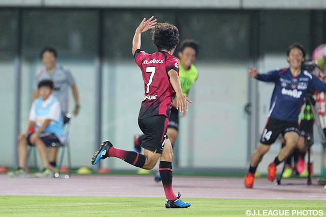 伊藤 大介のゴールで逆転に成功した岡山【明治安田Ｊ２ 第21節 岡山vs清水】