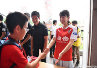 女子マネ サトミキがうまスタに来場！支援募金活動に参加しました【明治安田Ｊ２ 第21節 熊本vsＣ大阪】