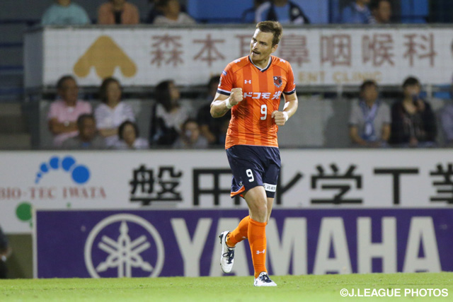 試合を振り出しに戻したネイツ ペチュニク（大宮）【明治安田Ｊ１ 2nd 第2節 磐田vs大宮】