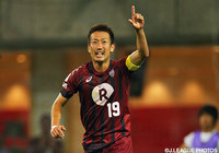 渡邉 千真の2試合連続ゴールで同点に追い付いた神戸【明治安田Ｊ１ 2nd 第2節 神戸vs鳥栖】