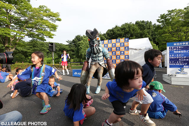 突如現れた怪人に子どもたちは為す術もなく… 誰か助けて！【明治安田Ｊ２ 第22節 町田vs山形】