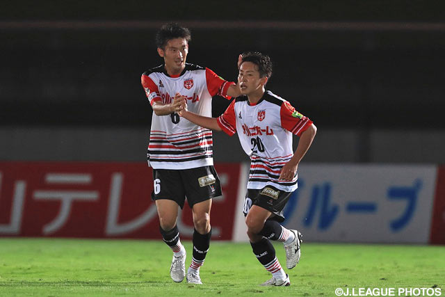 今季初の連勝に導く決勝点を決めた井上 丈（盛岡）【明治安田Ｊ３ 第16節 富山vs盛岡】