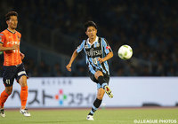 2016シーズンからは背番号10を背負う【大島 僚太：U-23日本代表】