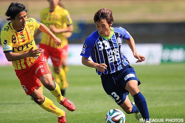 中島翔哉サイン入りボール 公式試合球 FC東京 中島翔哉サイン入りボール 公式試合球 FC東京 2025年最新】中島