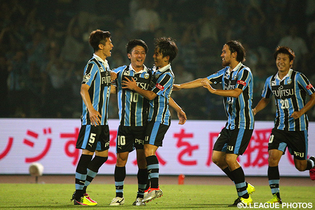 先制を許した直後に同点ゴールを決めた大島 僚太（川崎Ｆ）【明治安田Ｊ１ 2nd 第3節 川崎Ｆvs新潟】