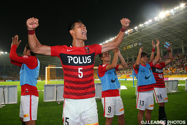 試合後に雄叫びをあげる槙野 智章（浦和）【明治安田Ｊ１ 2nd 第3節 仙台vs浦和】