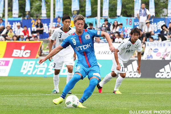 PKでＪリーグ初得点を挙げ、8試合ぶりの白星に貢献した呉 大陸（秋田）【明治安田Ｊ３ 第17節 秋田vs鳥取】