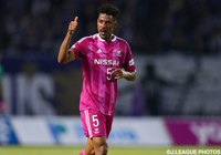 今季2得点目となる先制ゴールを挙げたファビオ（横浜FM）【明治安田Ｊ１ 2nd 第4節 広島vs横浜FM】